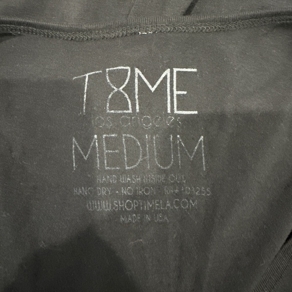 Relax it’s just Lipstick Women’s Black Tank Top (M) - Picture 5 of 5